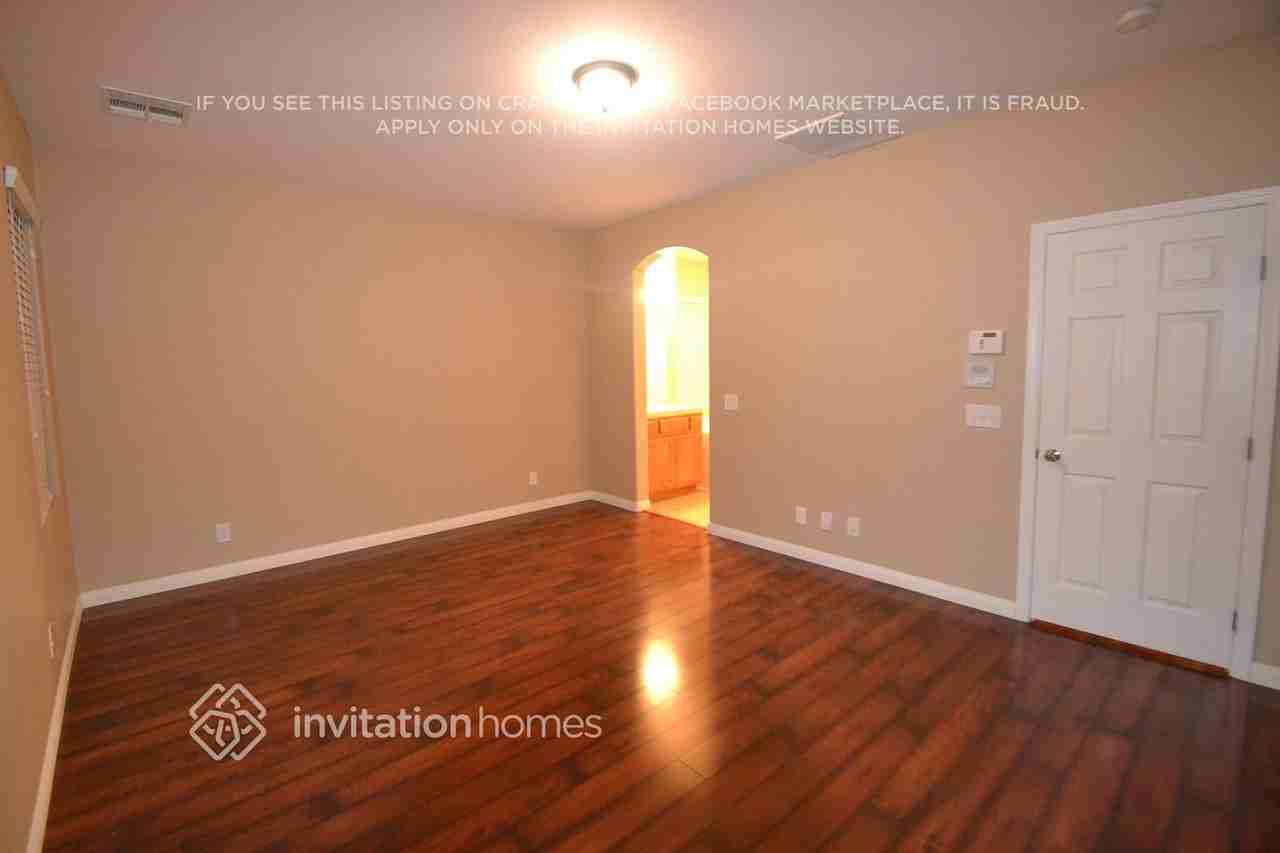 4437 Little Blue Heron Ave - Photo 4 of 12