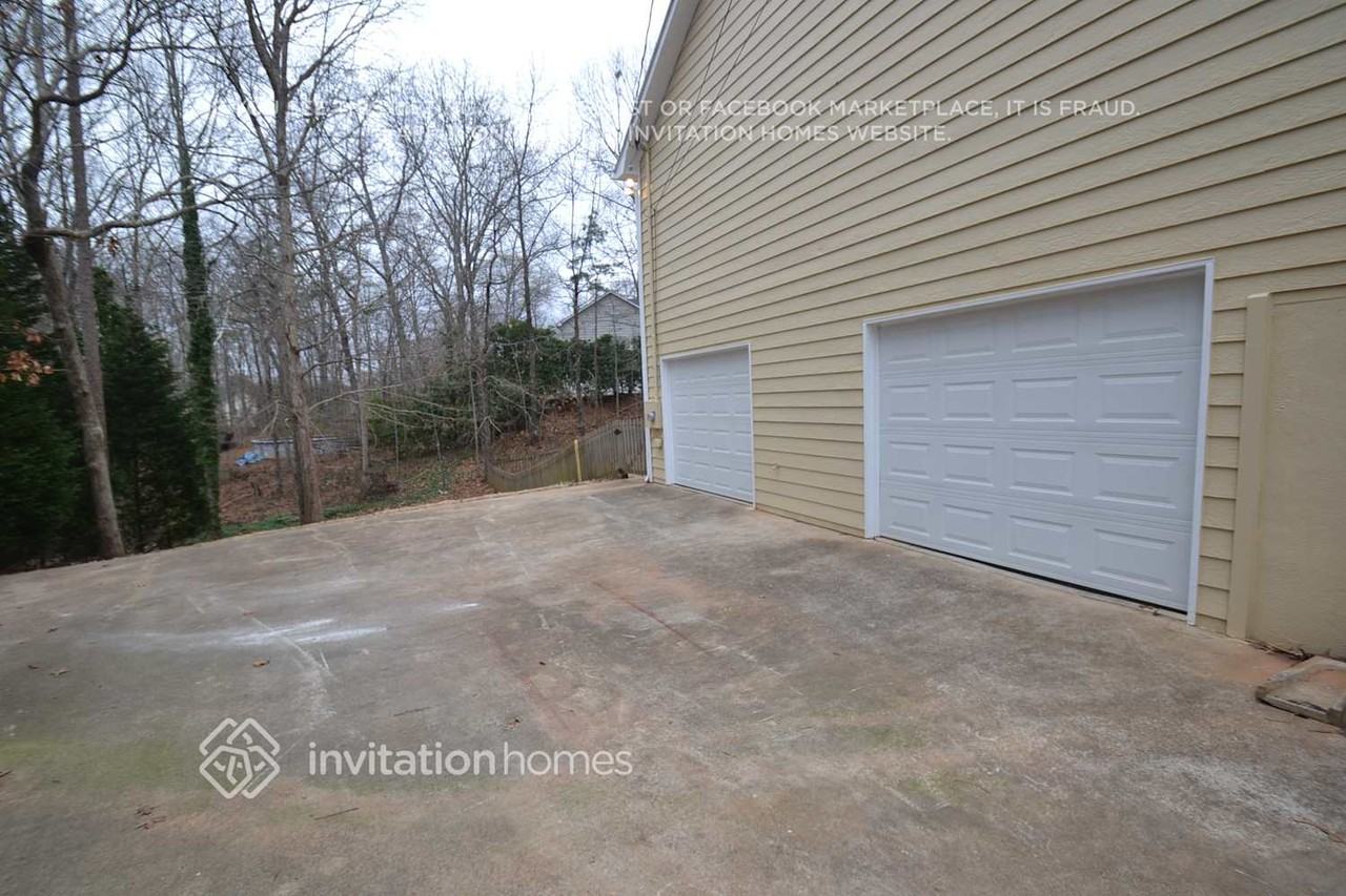 4216 Sturbridge Dr - Photo 6 of 8