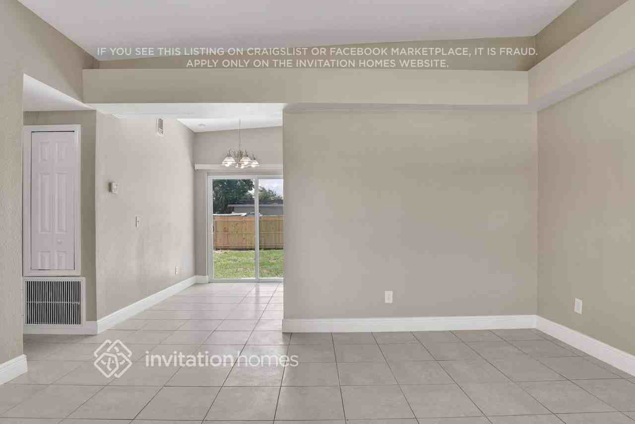 6214 Melbourne Ave - Photo 5 of 27