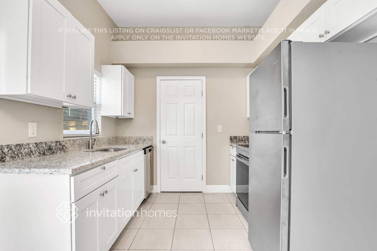 6214 Melbourne Ave - Photo 7 of 27