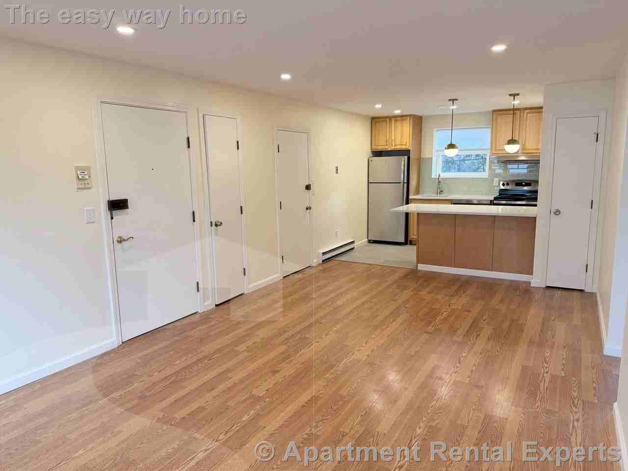 104 Trowbridge St #3 - Photo 3 of 18