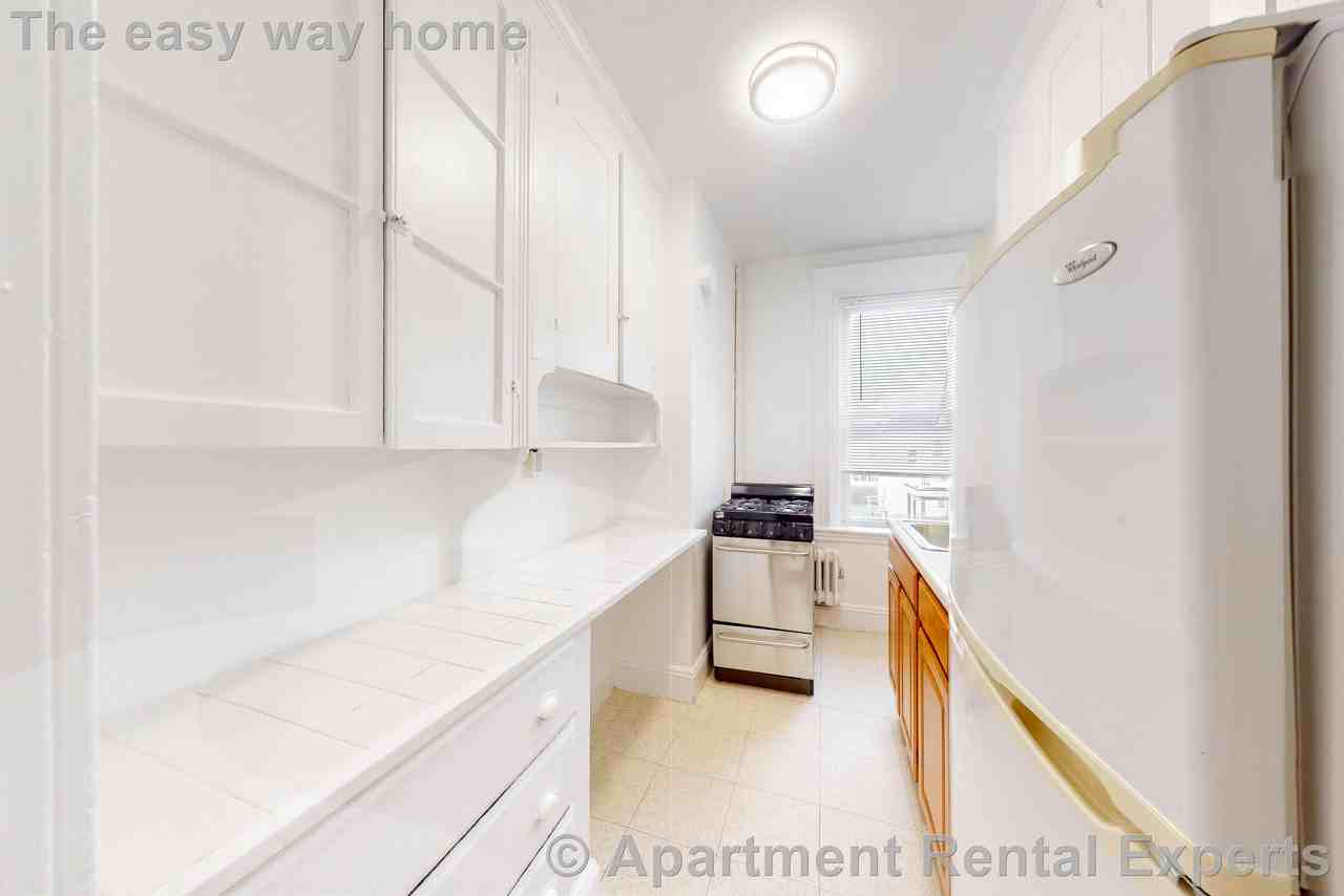 170 Maple St #207 - Photo 5 of 15