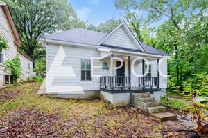 featured image of 1114 Sharon St