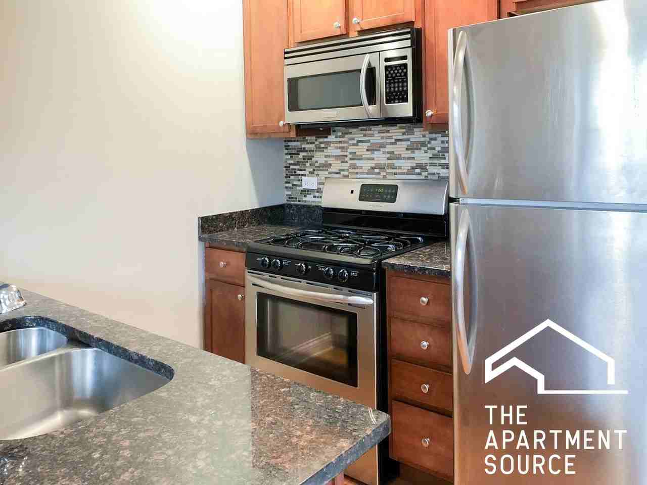 1636 W Grace St #1 - Photo 3 of 9