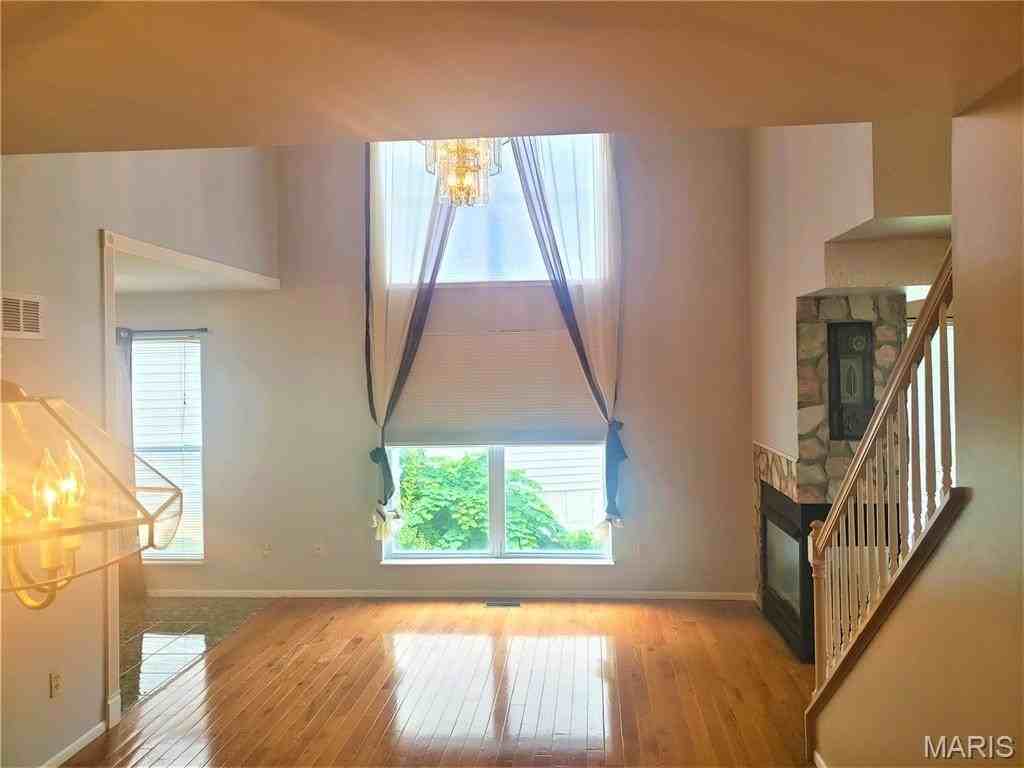 16707 Hickory Meadows Ct - Photo 3 of 31