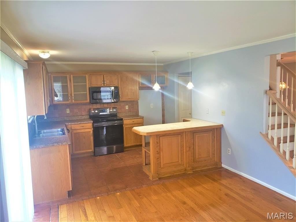 16707 Hickory Meadows Ct - Photo 7 of 31