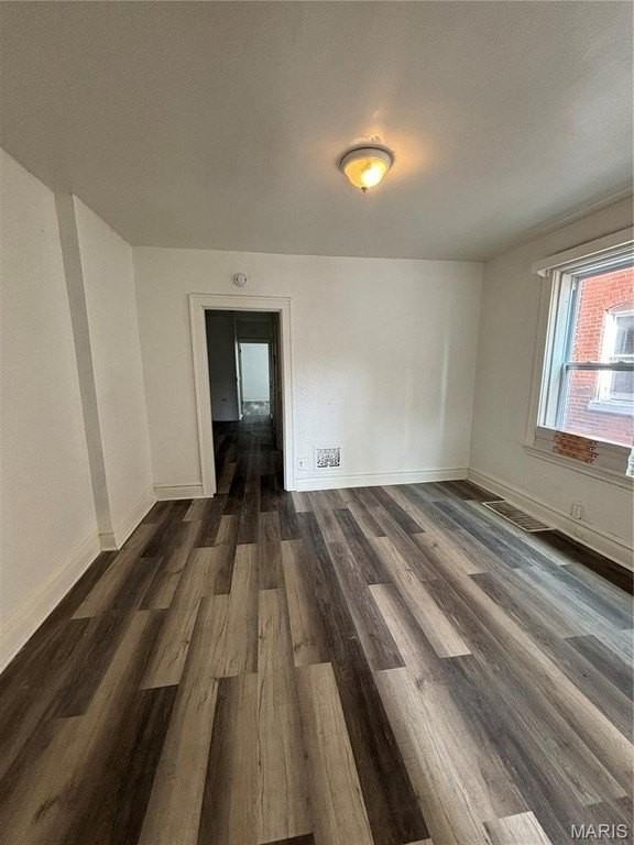 6037 W Florissant Ave - Photo 2 of 11