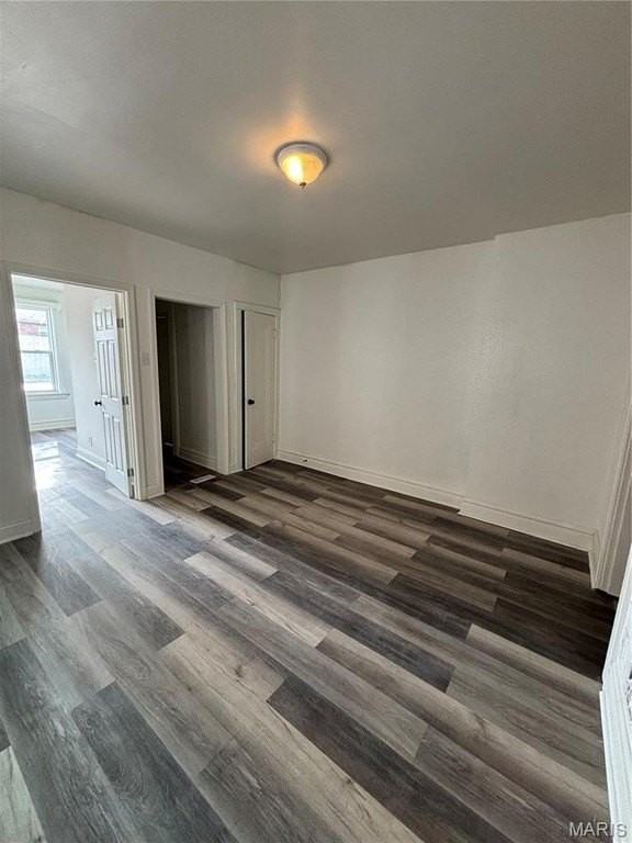 6037 W Florissant Ave - Photo 3 of 11