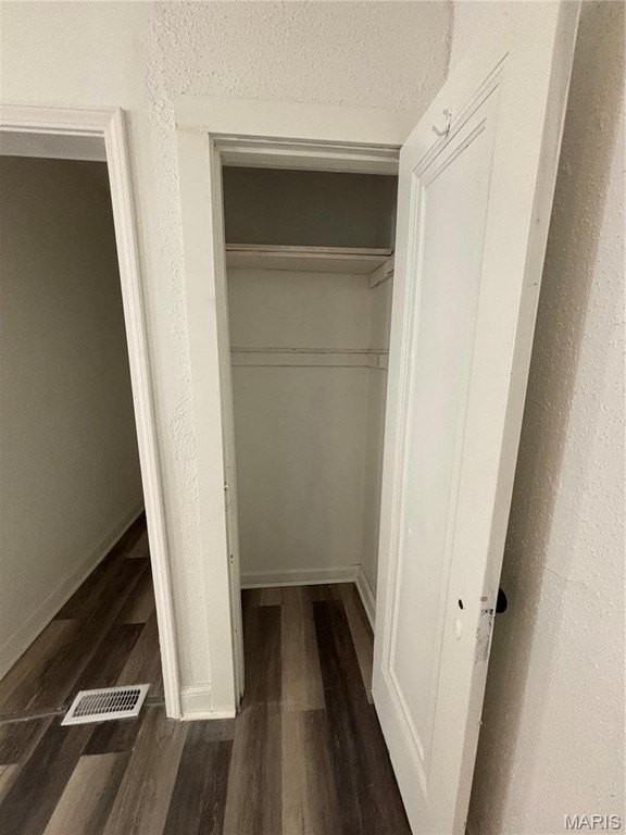 6037 W Florissant Ave - Photo 4 of 11