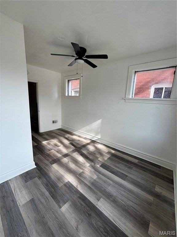 6037 W Florissant Ave - Photo 6 of 11