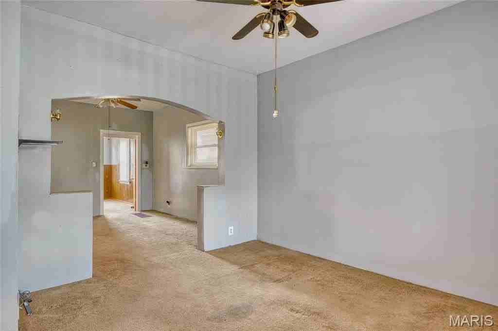 4154 Schiller Pl - Photo 4 of 20