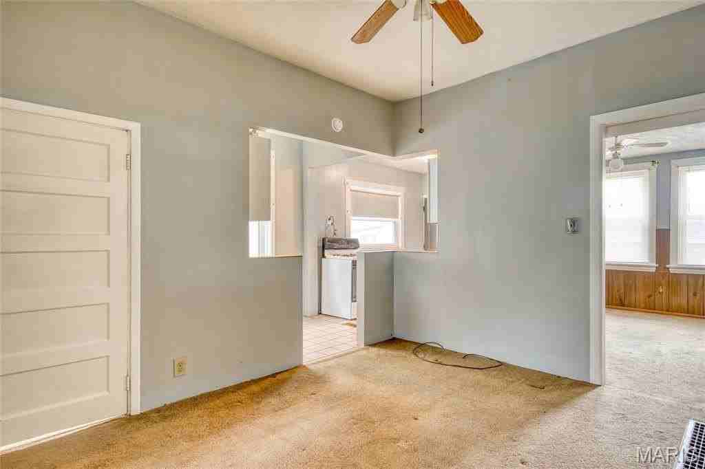 4154 Schiller Pl - Photo 5 of 20