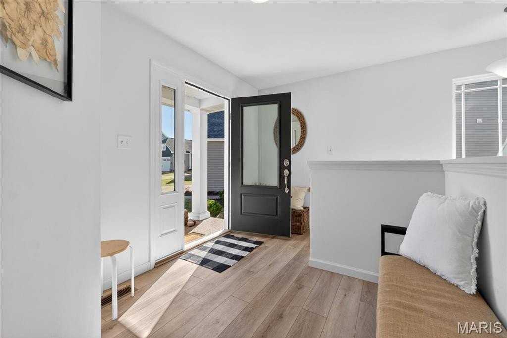 10 Muir Trail Ct - Photo 3 of 29