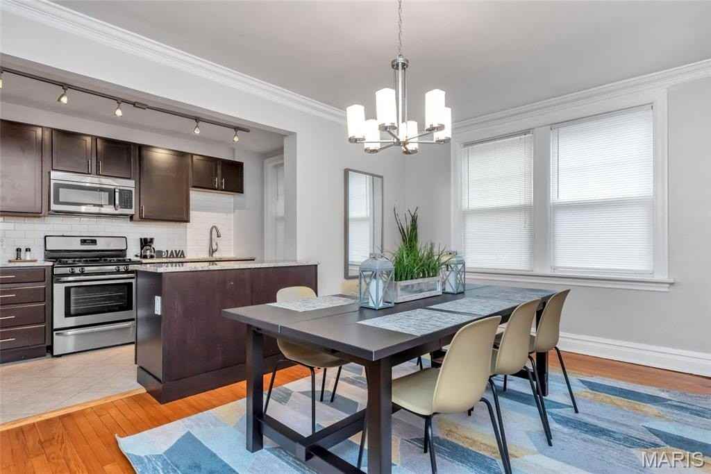 7557 Buckingham Dr - Photo 3 of 13