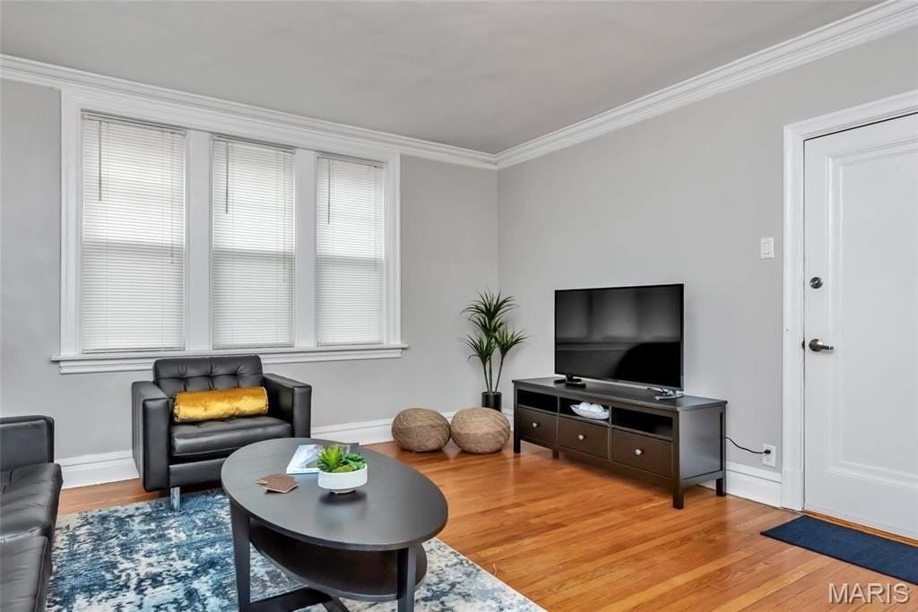 7557 Buckingham Dr - Photo 7 of 13