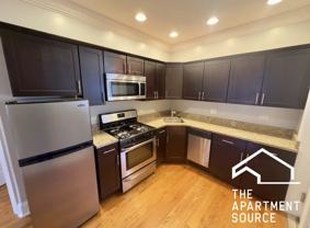 4412 N Rockwell St #1 - Photo 1 of 1
