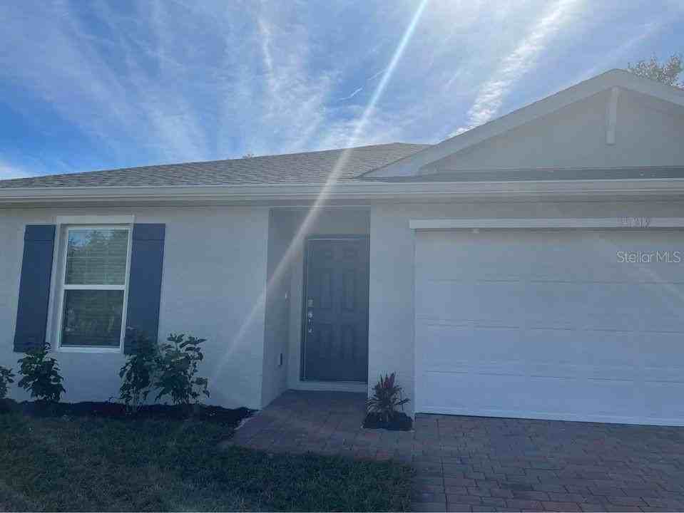 22319 Walton Ave - Photo 2 of 15