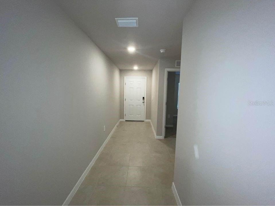 22319 Walton Ave - Photo 3 of 15