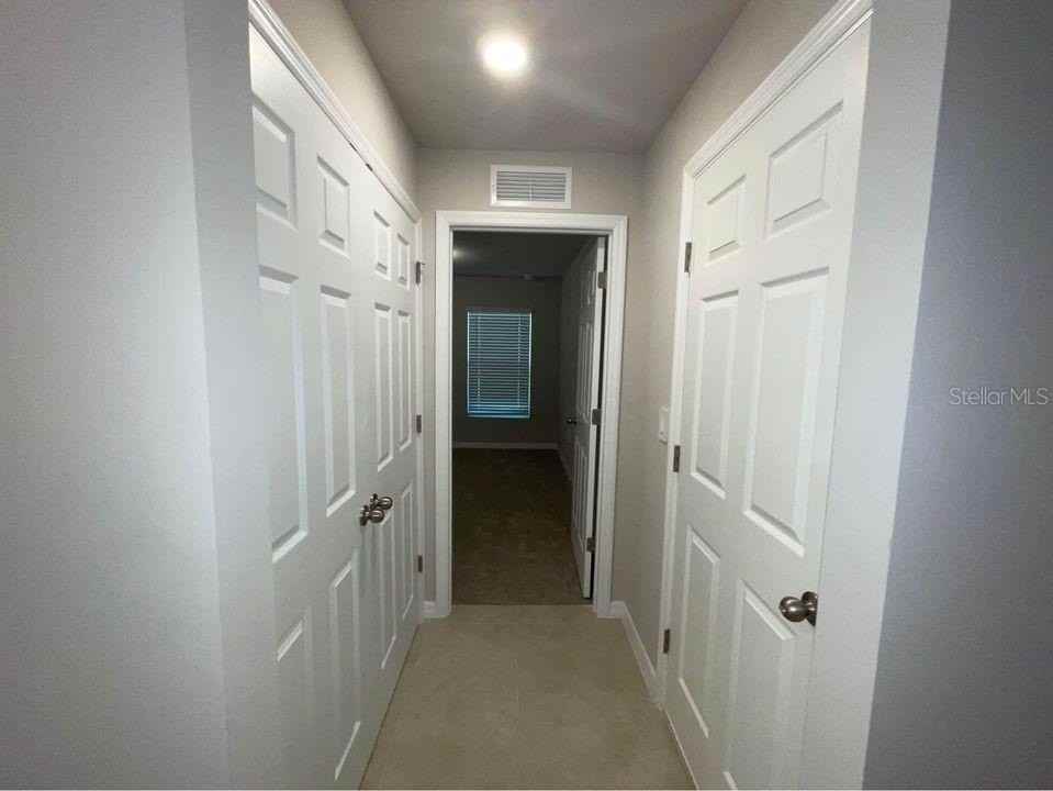 22319 Walton Ave - Photo 4 of 15