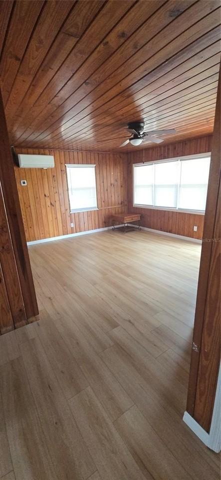 1573 Fort Meade Rd - Photo 7 of 21