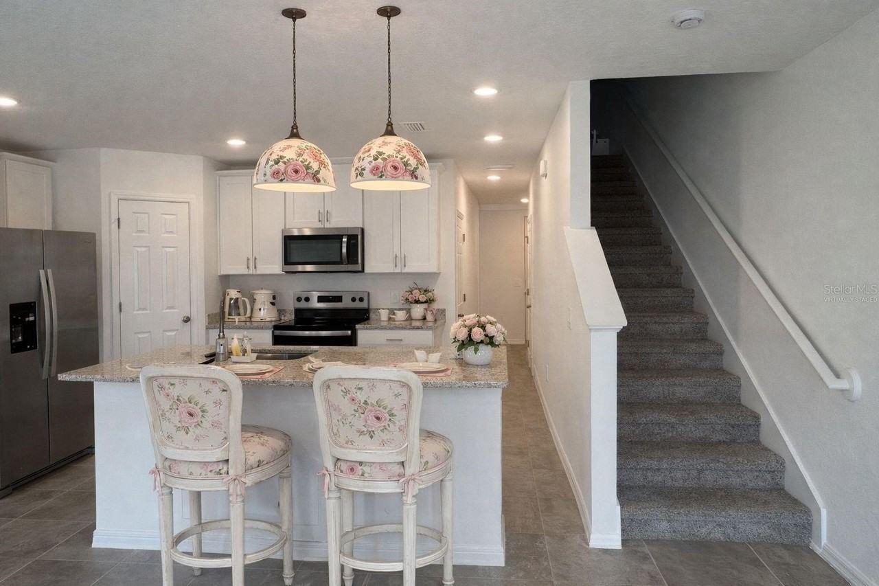 16436 Happy Eagle Dr - Photo 4 of 31
