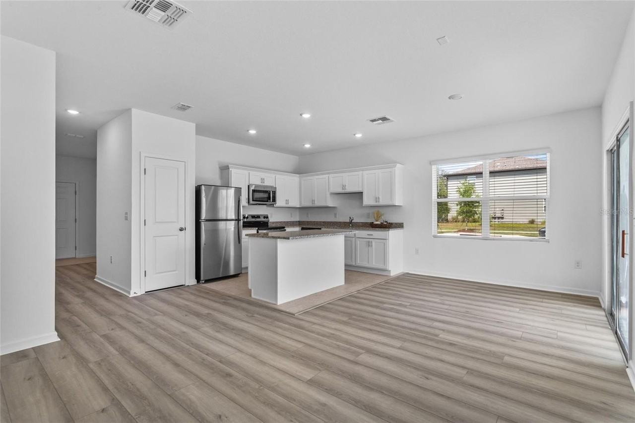 5948 Piney Shrub Pl - Photo 6 of 26