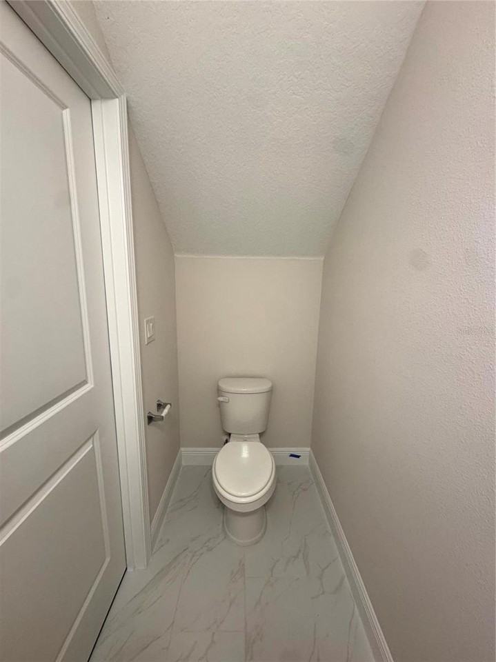 1900 Sunshine Peak Dr - Photo 6 of 20