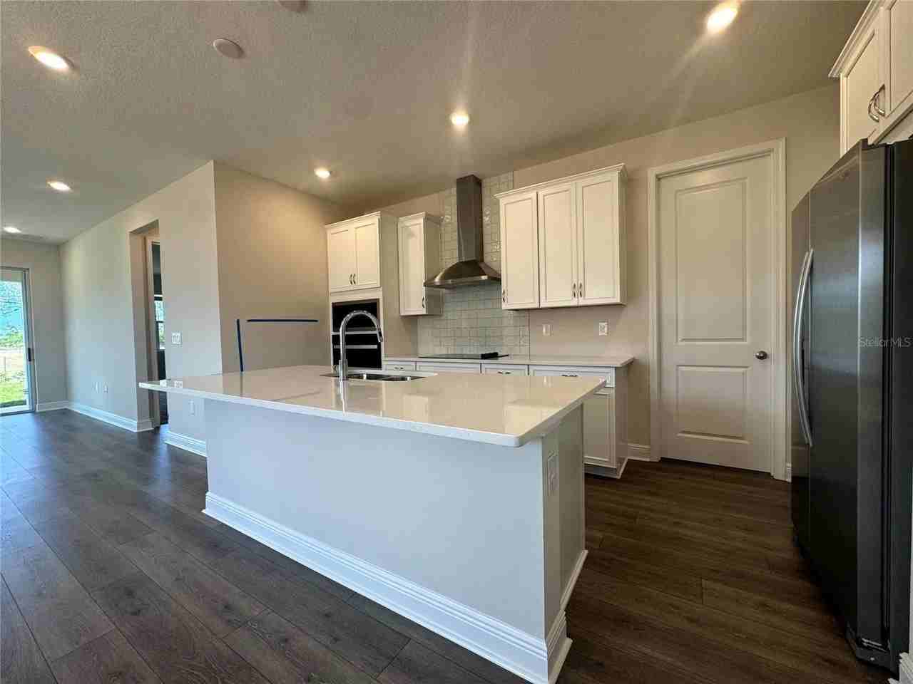 1900 Sunshine Peak Dr - Photo 7 of 20