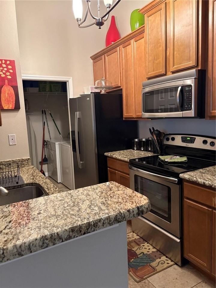 2516 Grassy Point Dr #200 - Photo 7 of 22