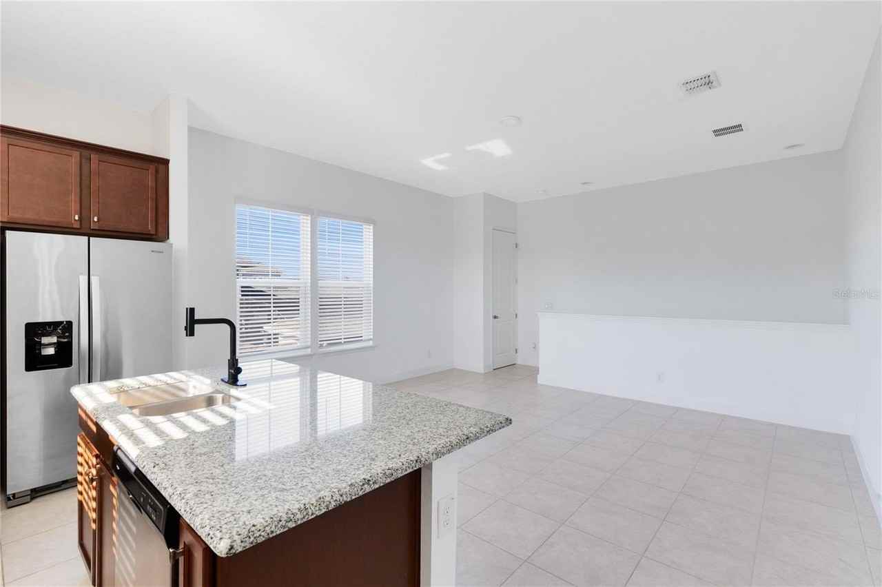 8966 Lower Carrel Cir - Photo 4 of 19