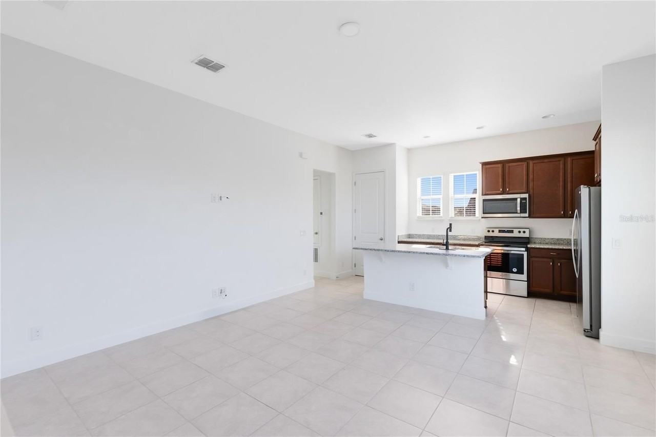 8966 Lower Carrel Cir - Photo 6 of 19
