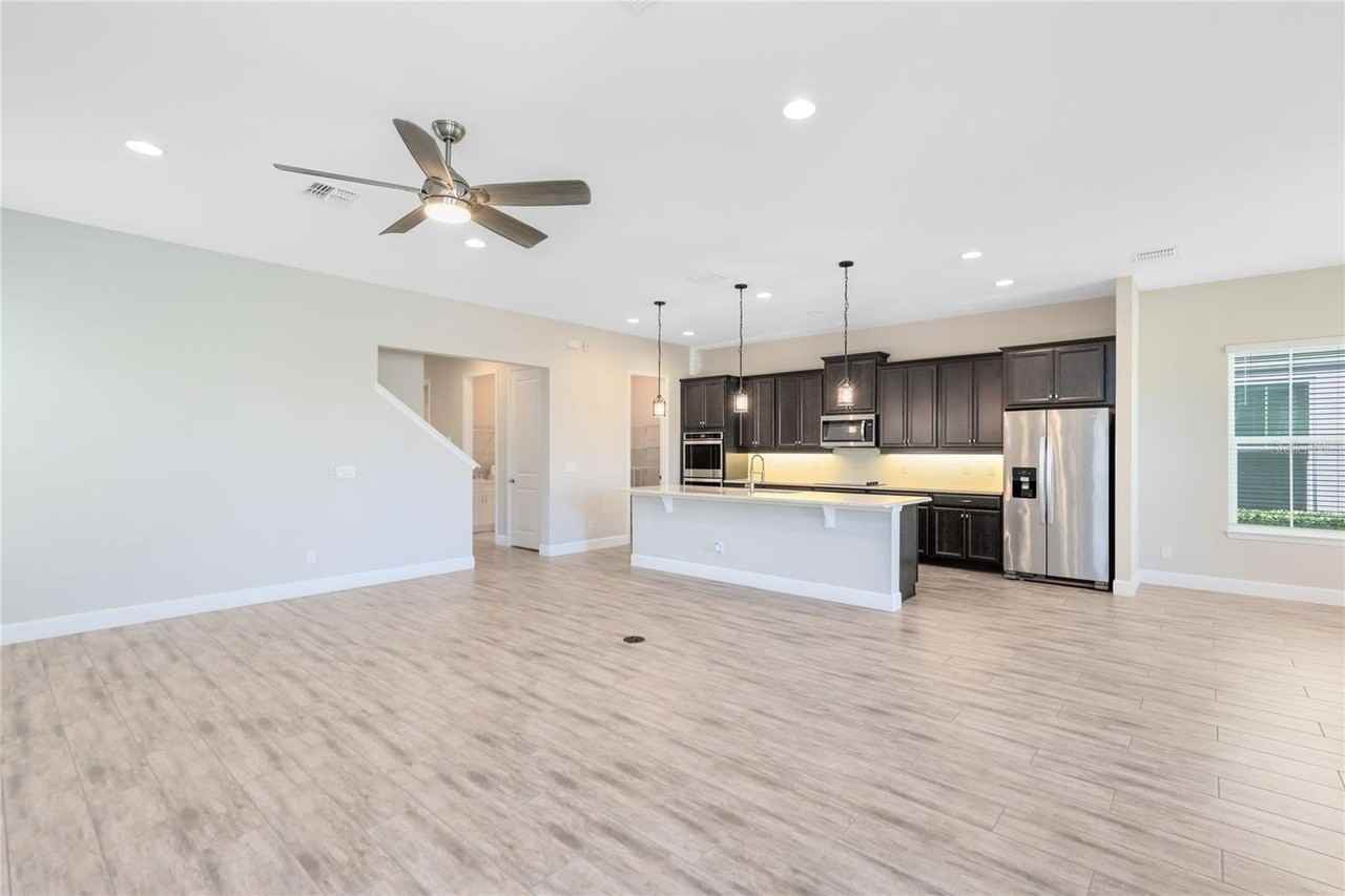 8962 Lower Carrel Cir - Photo 7 of 39