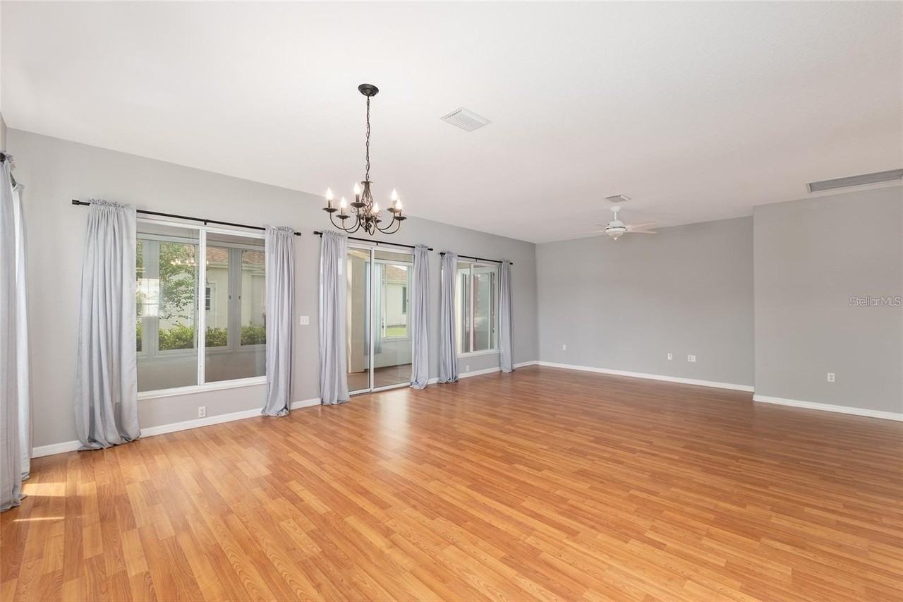 9244 Se 128th St - Photo 5 of 50