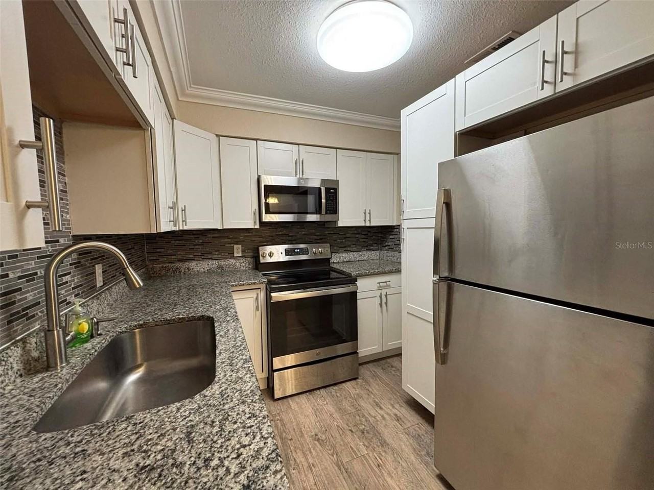 606 Holt Cir - Photo 7 of 18