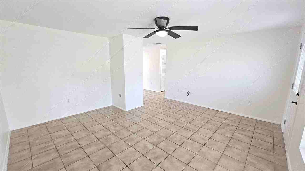 284 Rotonda Blvd W - Photo 6 of 32