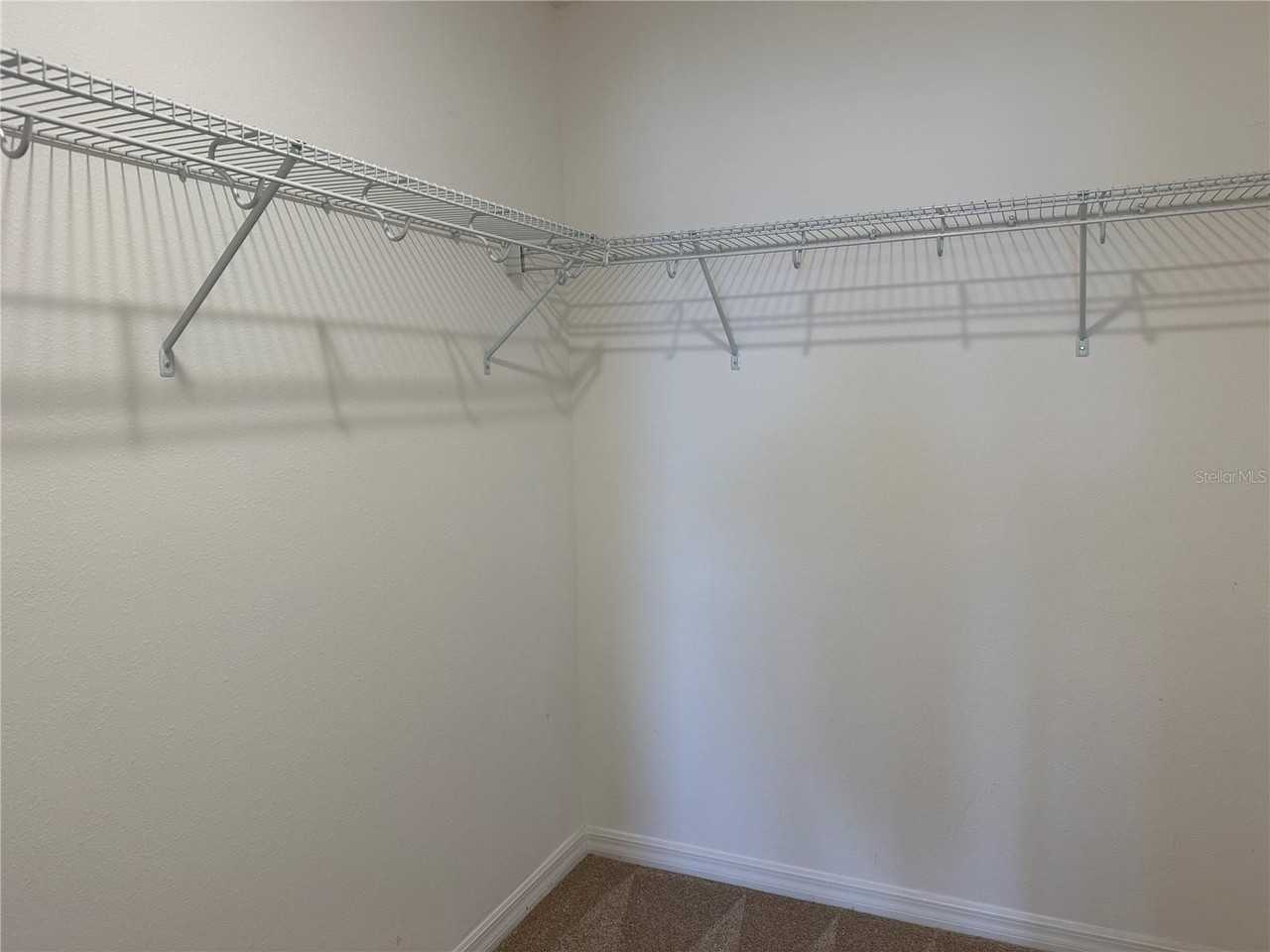 212 Hamlet Loop - Photo 7 of 20