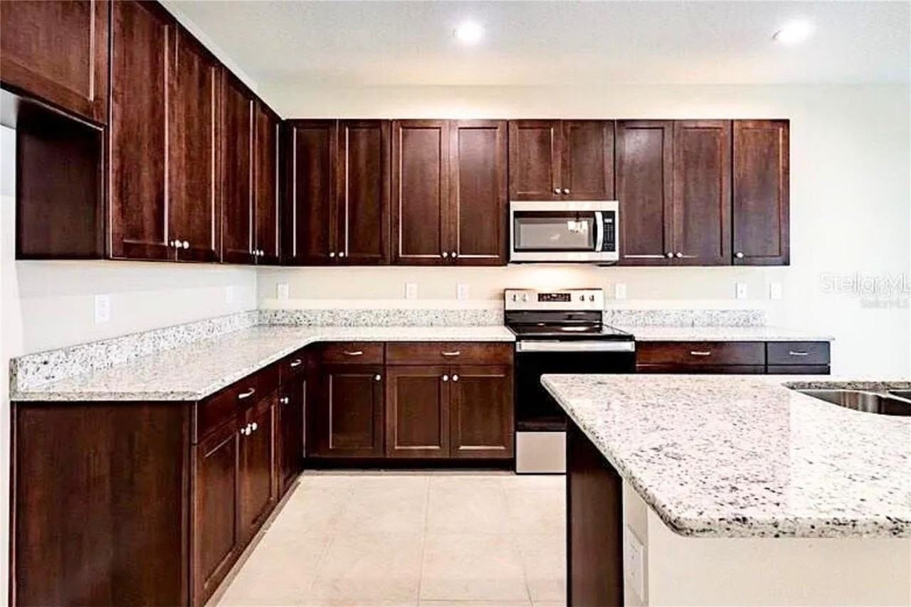 6320 Tillandsia Pl - Photo 2 of 4