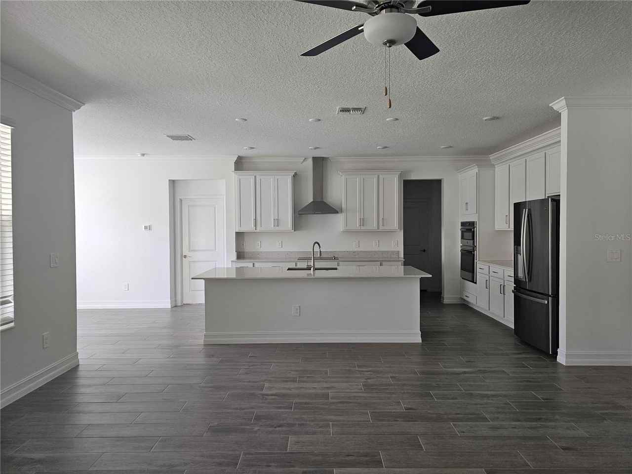 18271 Pearl View Pl - Photo 7 of 47