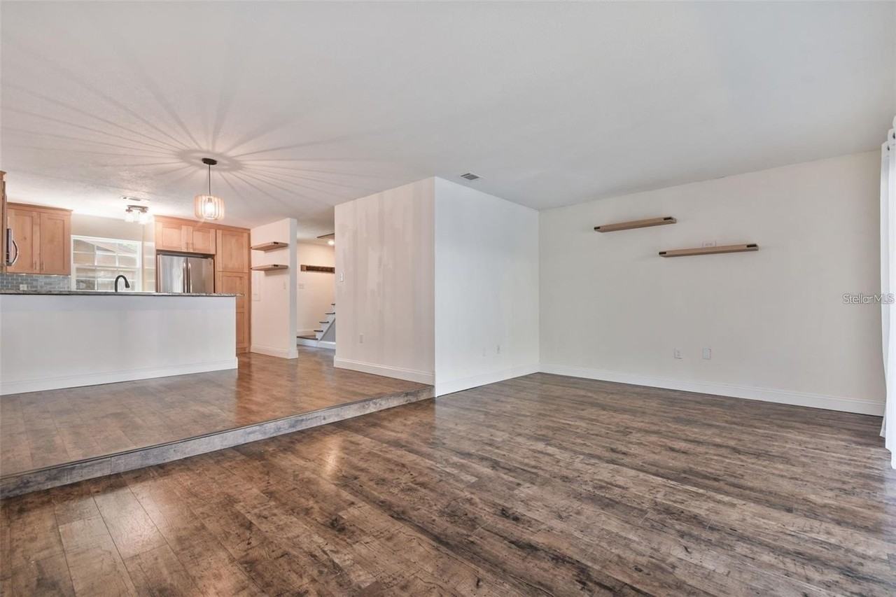 4717 W Vasconia St - Photo 4 of 39