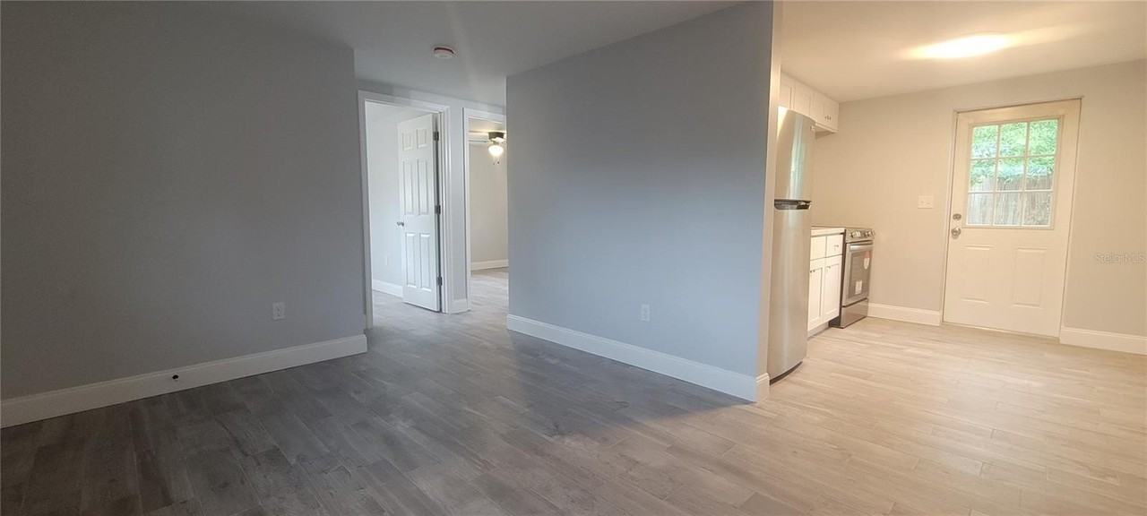 224 8th Ave N #224 - Photo 7 of 16