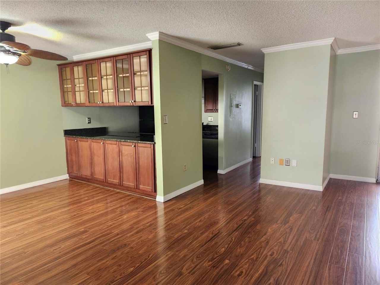 8212 11th St N #D - Photo 4 of 11