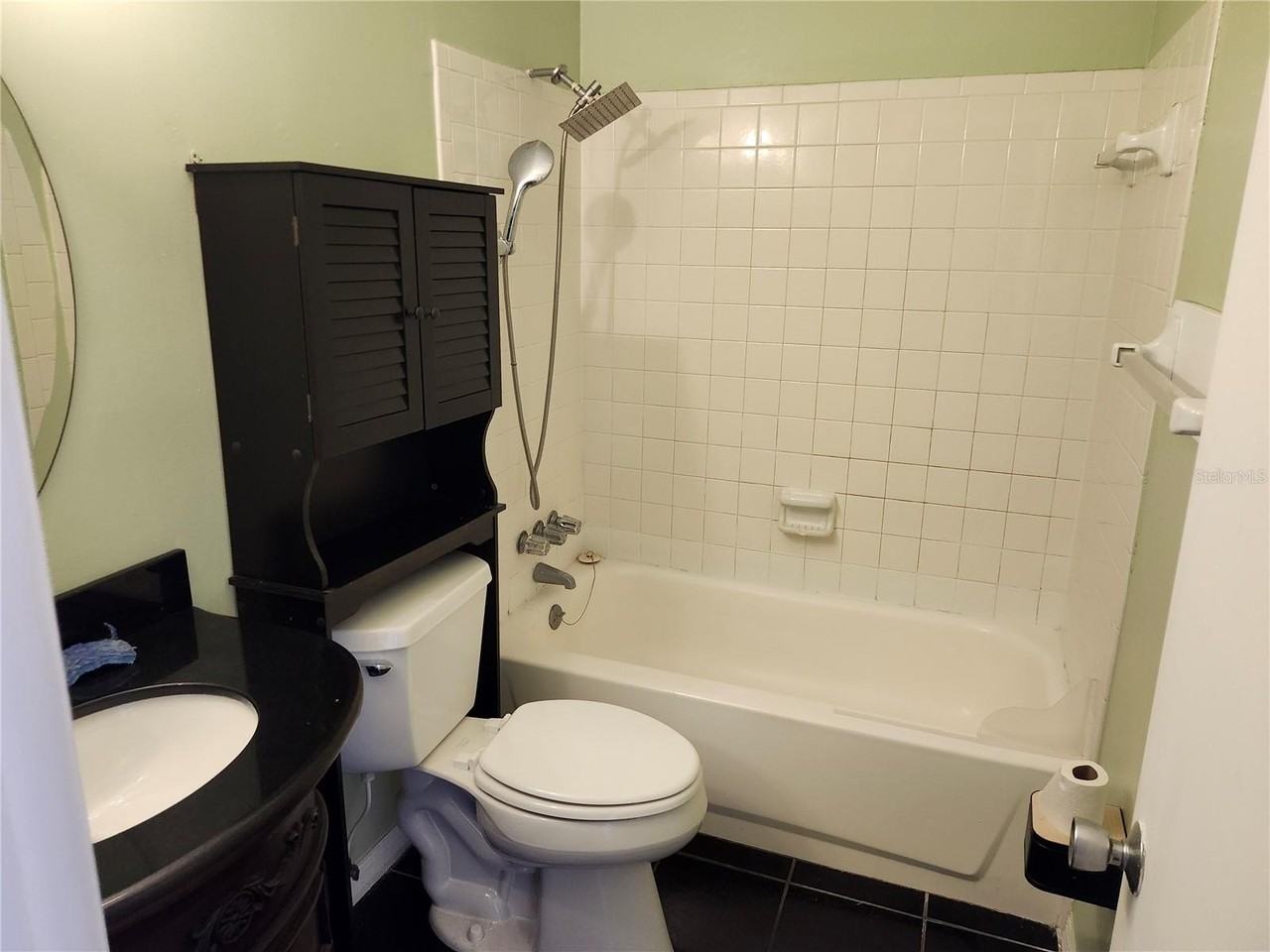 8212 11th St N #D - Photo 7 of 11
