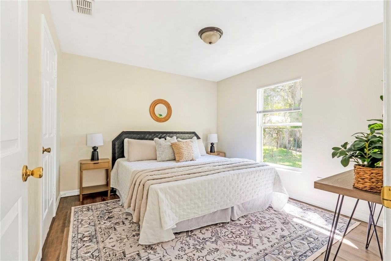 816 Grove Ave - Photo 2 of 11