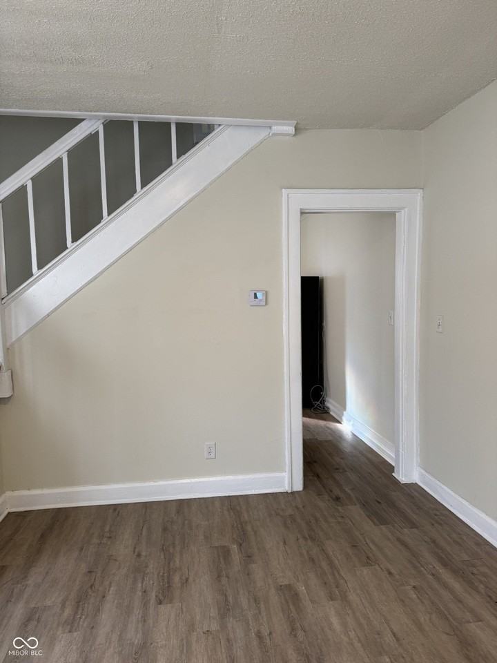 4040 N College Ave - Photo 5 of 10