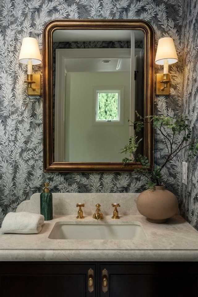 160 Waverley St - Photo 6 of 28