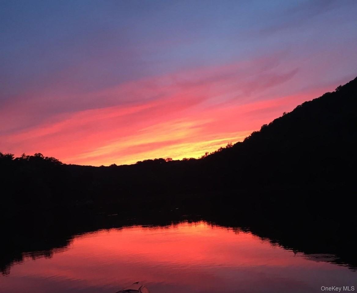 49 Twin Lakes Rd - Photo 2 of 19