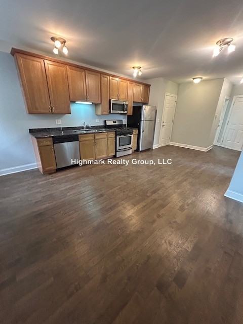 4554 W George St #1NA - Photo 3 of 9
