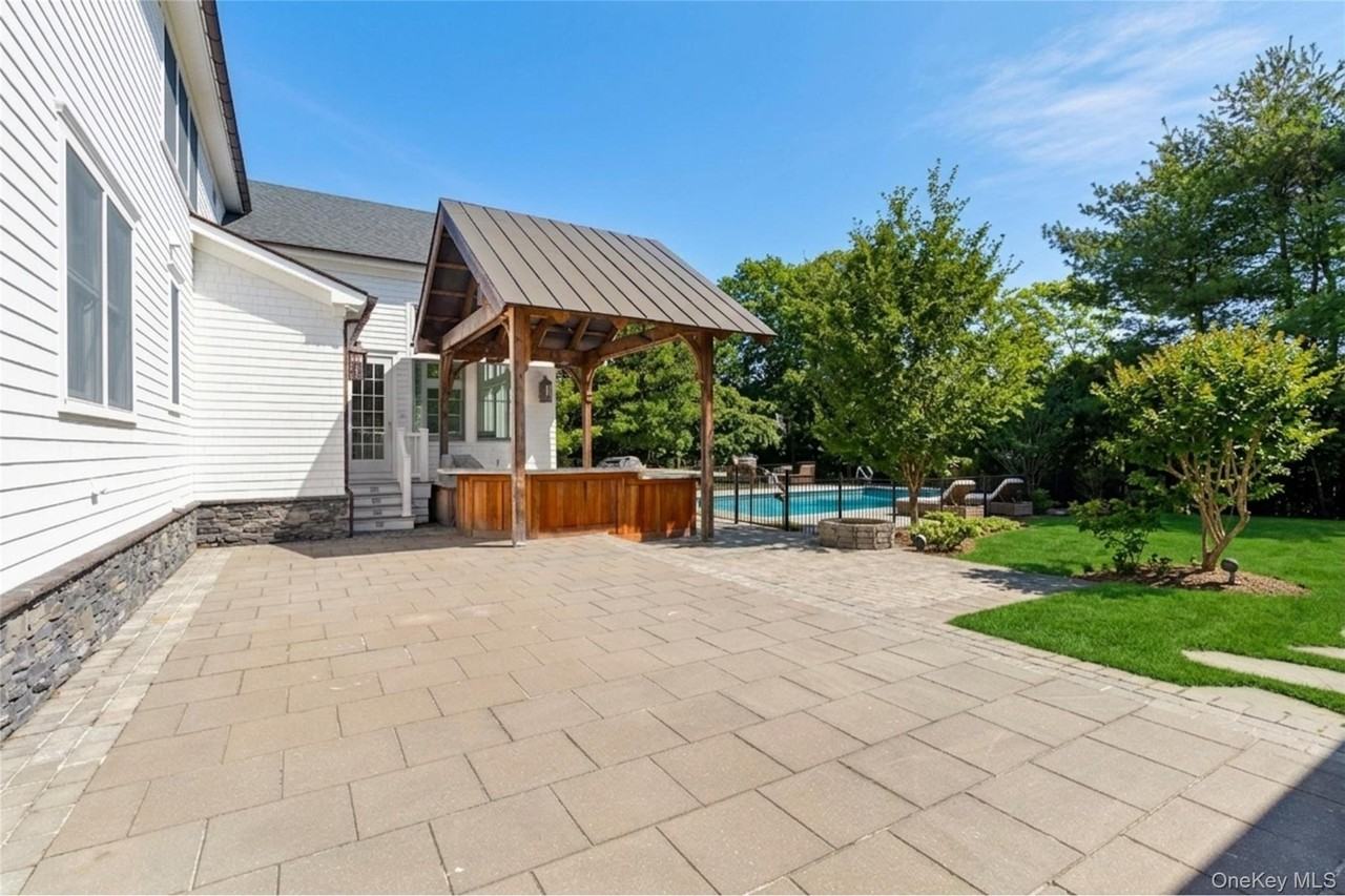 15 Carter Rd - Photo 5 of 47