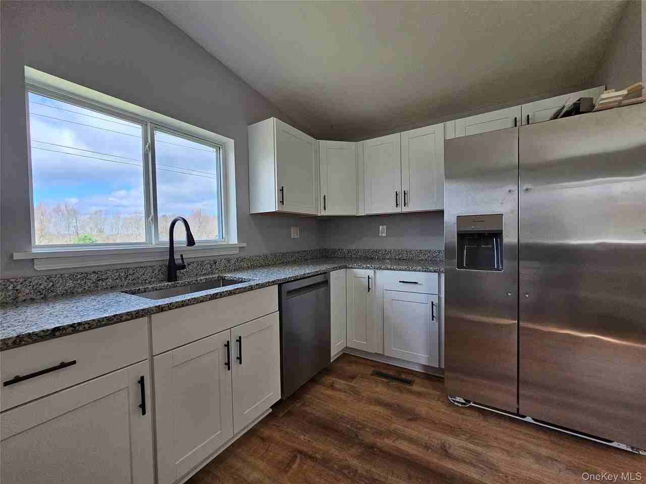 334 Fair Oaks Rd - Photo 6 of 22