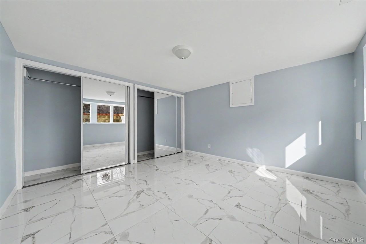 635 E Lincoln Ave - Photo 2 of 8